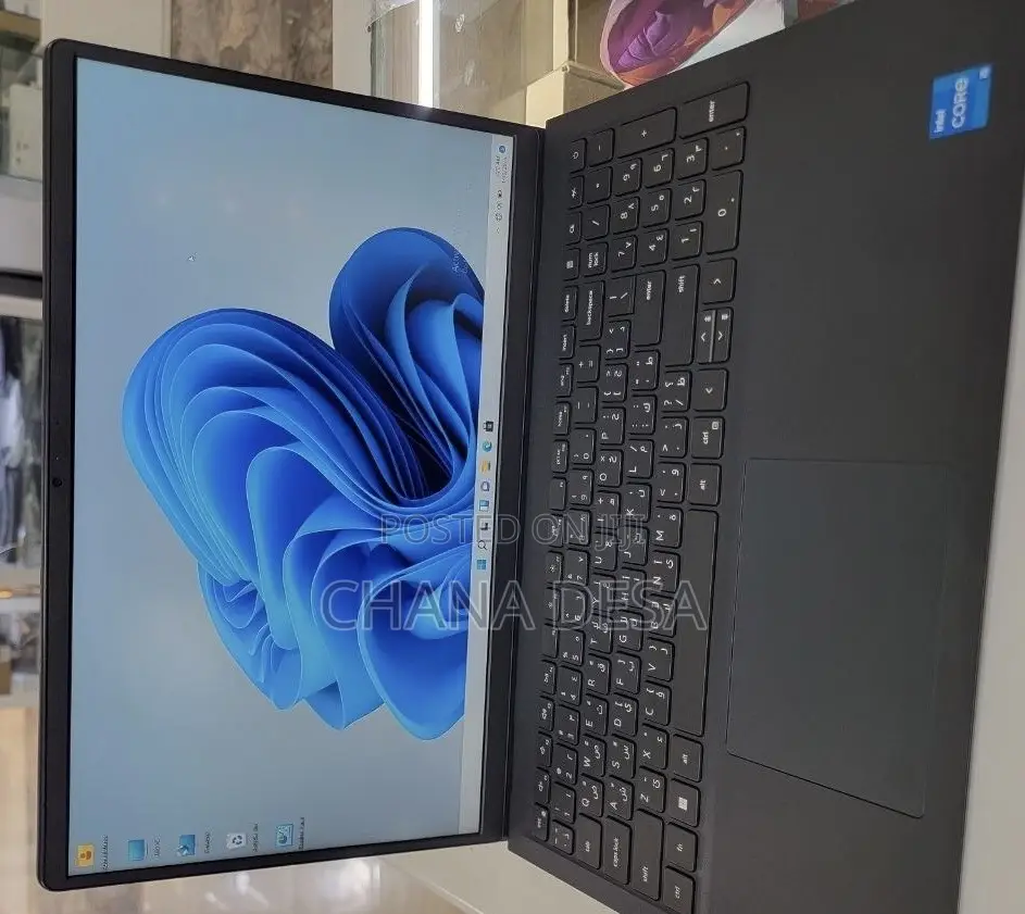New Laptop Dell 16GB Intel Core i5 SSD 512GB