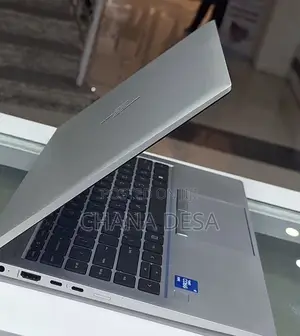 New Laptop HP EliteBook 840 G8 16GB Intel Core i5 SSD 512GB