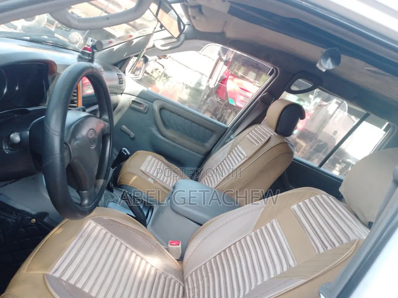 Toyota Land Cruiser 4x4 2004 White