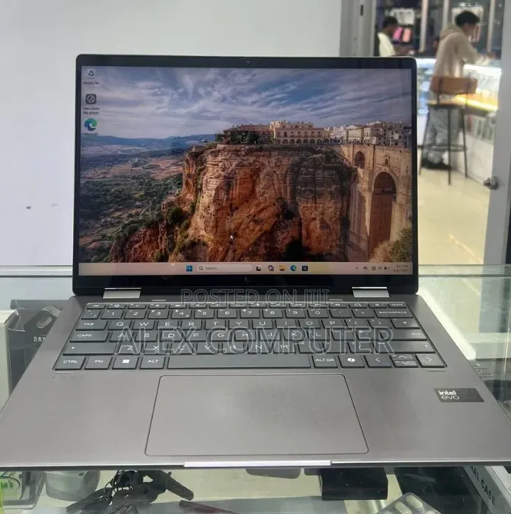 New Laptop HP Envy x360 16GB Intel Core Ultra 5 SSD 1T