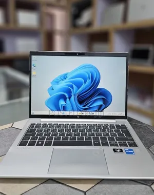 New Laptop HP EliteBook 830 G9 16GB Intel Core i5 SSD 512GB