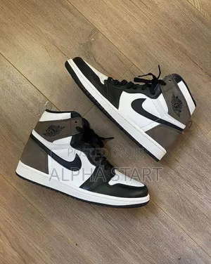 Air Jordan 1 High Dark Mocha Grey Brown Made in Vietnam