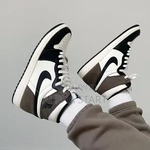 Air Jordan 1 High Dark Mocha Grey Brown Made in Vietnam