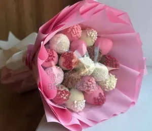 Chocolate Covered Strawberries Packed in a Very Unique Way