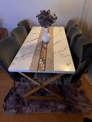 Dinning Table