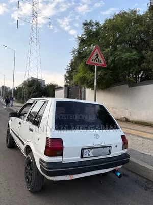 Toyota Corolla 1985 White