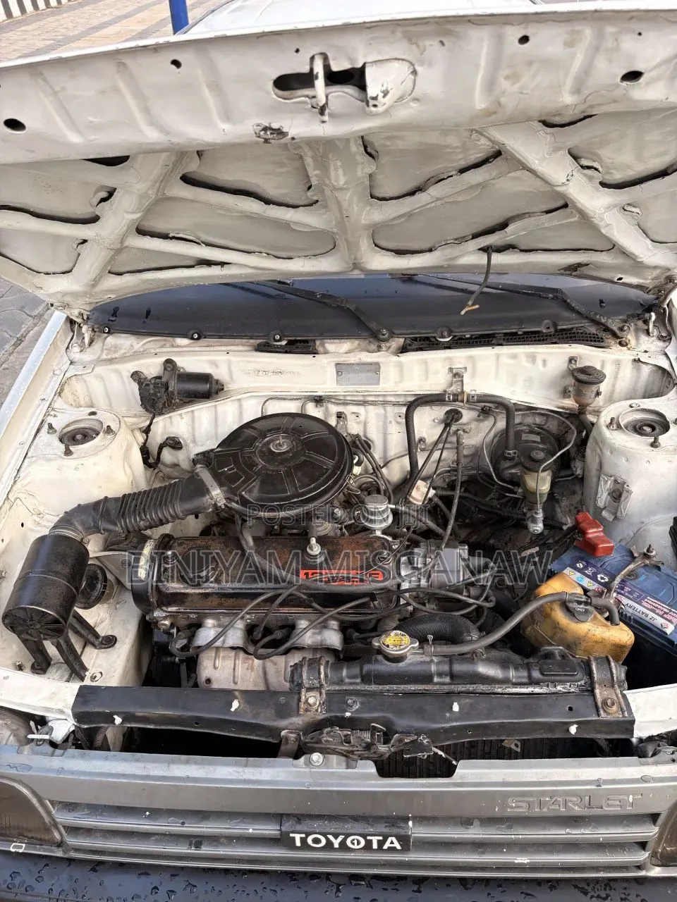 Toyota Corolla 1985 White