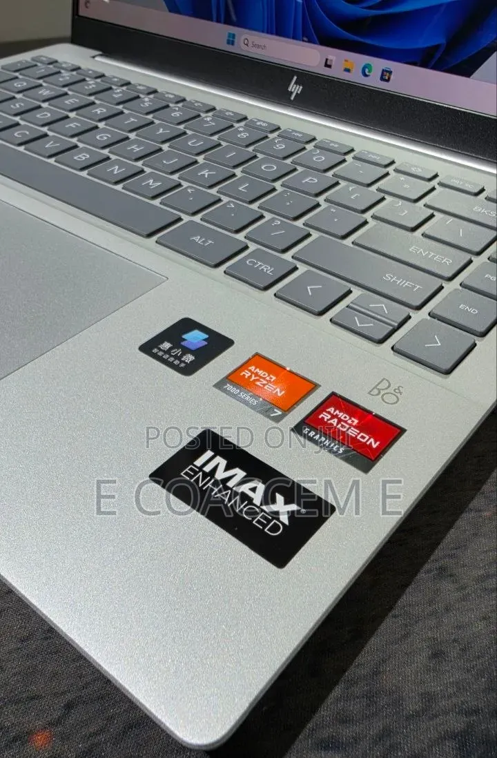 New Laptop HP 16GB AMD Ryzen 7 SSD 1T
