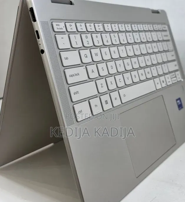 New Laptop Lenovo Yoga 11e 32GB Intel Core Ultra 7 SSD 1T