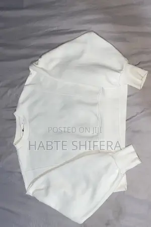 Women’s White Fleece Tracksuit Set | 2-Piece Sweatshirt Jogger