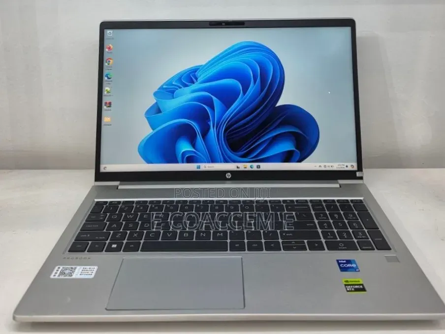 New Laptop HP 16GB Intel Core i7 SSD 1T