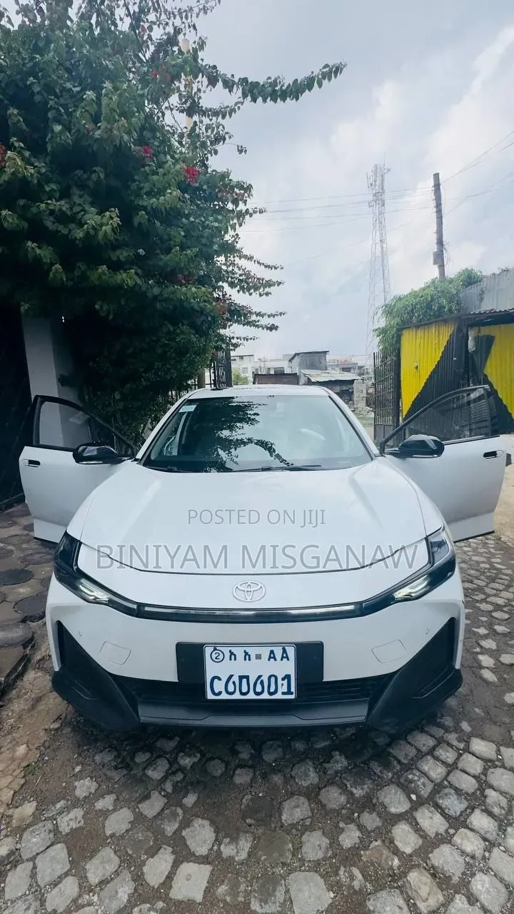 Toyota bZ3 2024 White