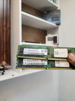SK Hynix 32GB DDR4 Server RAM – High Performance