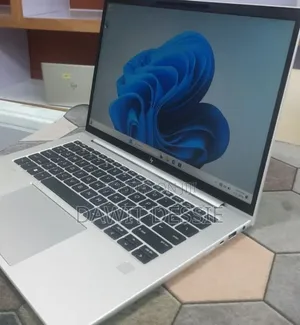 New Laptop HP EliteBook 840 G9 16GB Intel Core i7 SSD 512GB