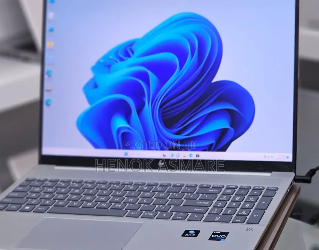 New Laptop HP Pavilion 15 16GB Intel Core i7 SSD 1T