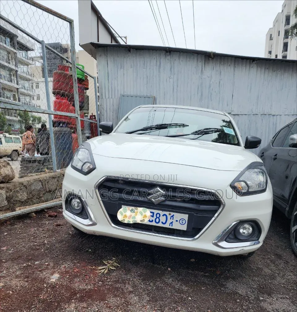 Suzuki Dzire 2023 White