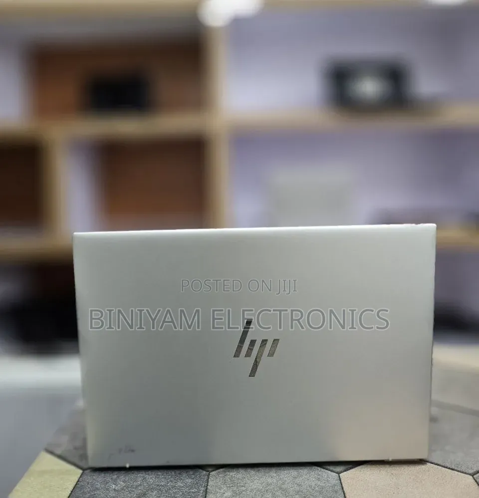 New Laptop HP EliteBook x360 1040 G9 16GB Intel Core i7 SSD 512GB