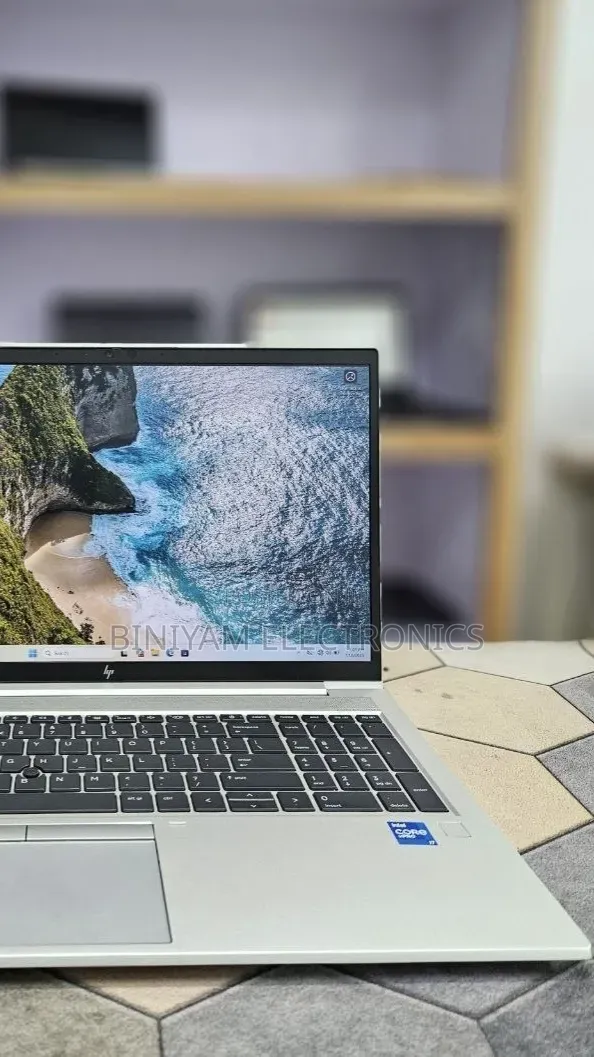 New Laptop HP EliteBook 850 G8 16GB Intel Core i7 SSD 512GB