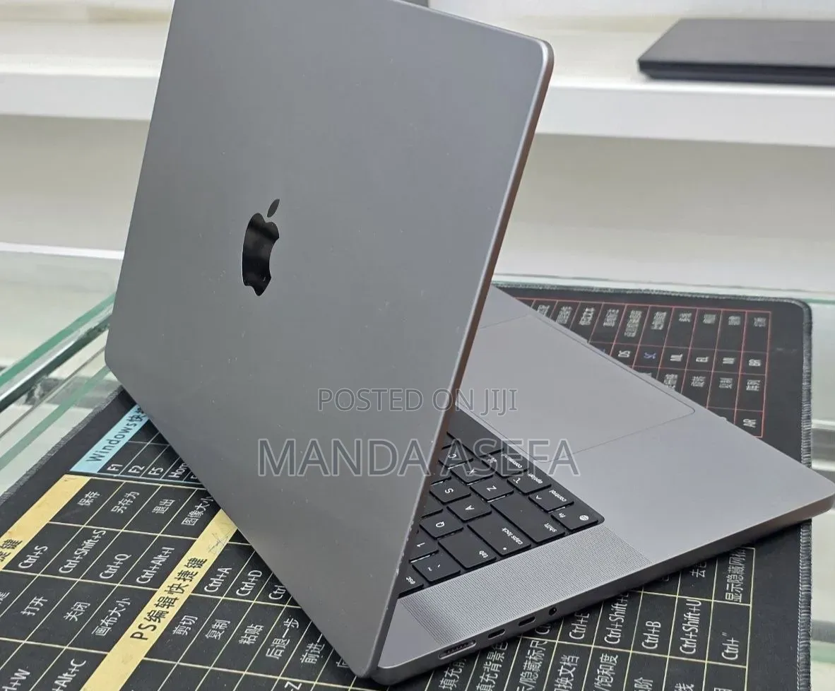 New Laptop Apple MacBook Pro 2021 M1 Max 32GB Apple M1 Max SSD 1T