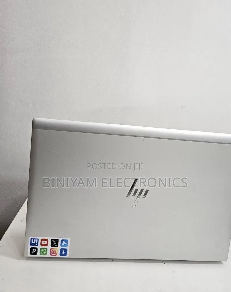 New Laptop HP EliteBook 840 G8 16GB Intel Core i5 SSD 512GB