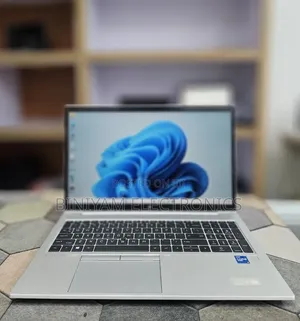 New Laptop HP EliteBook 850 G8 16GB Intel Core i5 SSD 512GB