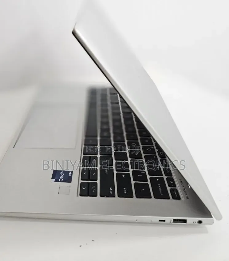 New Laptop HP EliteBook 850 G8 16GB Intel Core i5 SSD 512GB