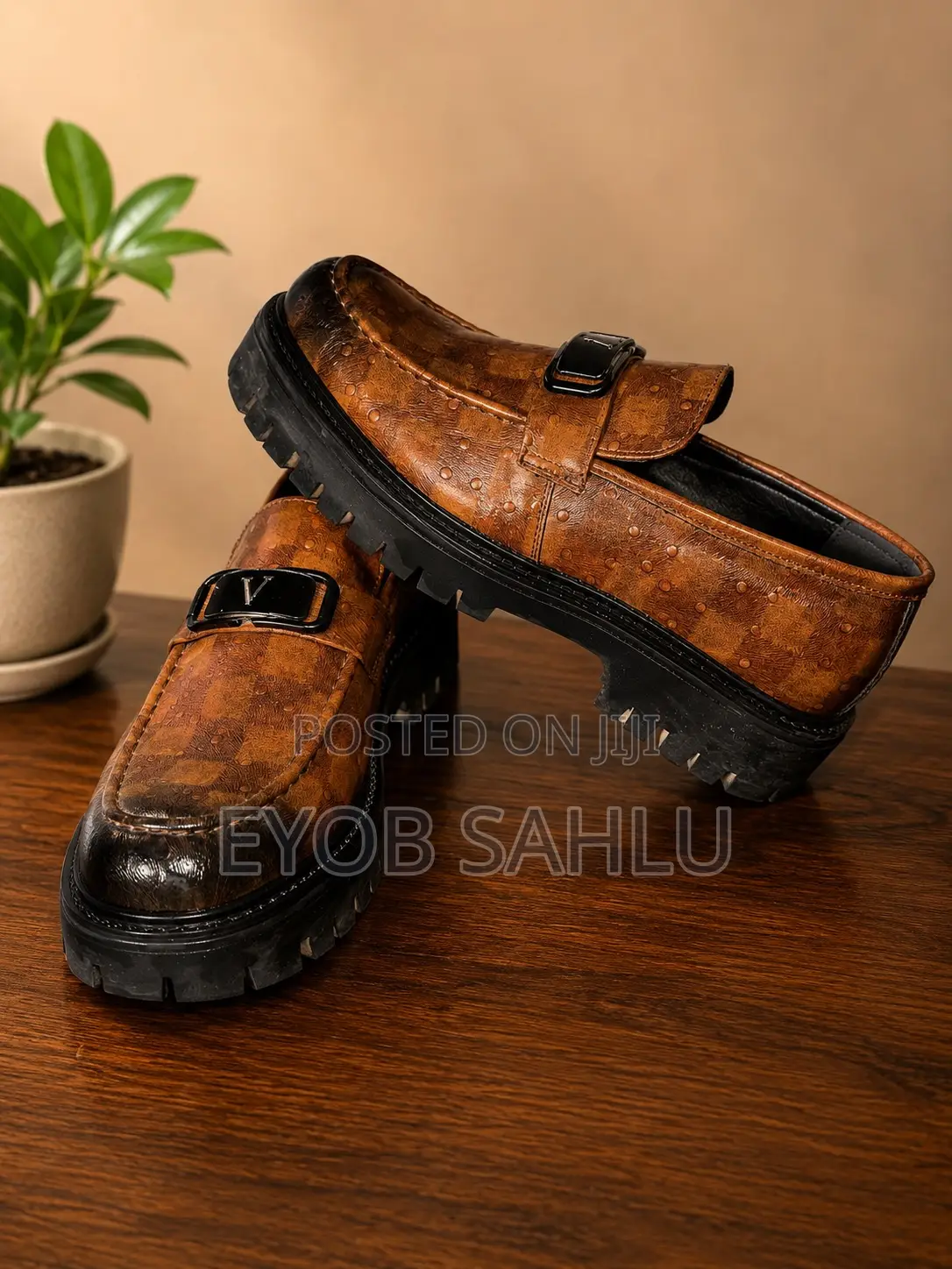 Men's Premium Brown v Buckle Chunky Loafers