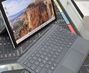 New Laptop Microsoft Surface Pro 7+ 16GB Intel Core i7 SSD 512GB