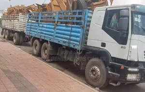 2010 ፋራትራከር ከነተሳቢው ታርጋ:74*መስፍን ተሳቢ