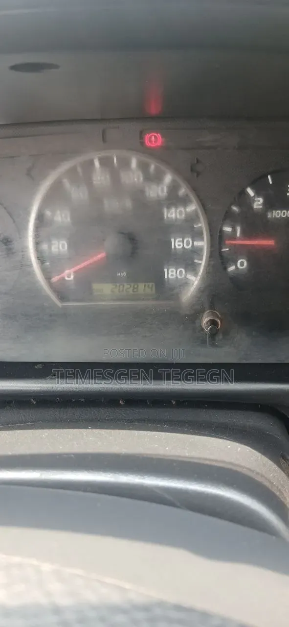 Toyota HiAce 2011 Silver