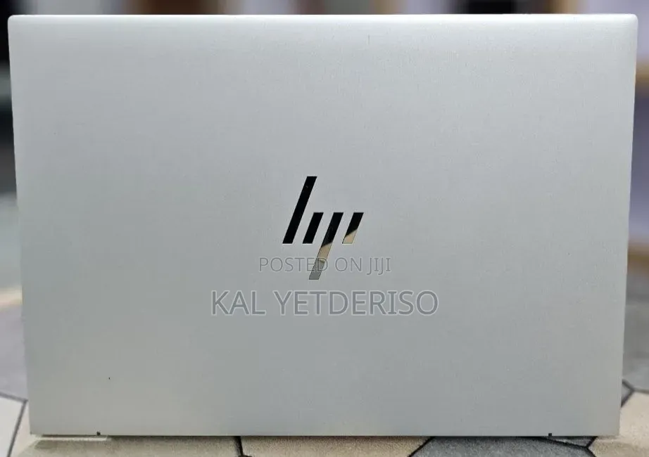 New Laptop HP EliteBook 830 G9 16GB Intel Core i5 SSD 512GB