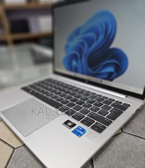 New Laptop HP EliteBook 830 G9 16GB Intel Core i5 SSD 512GB