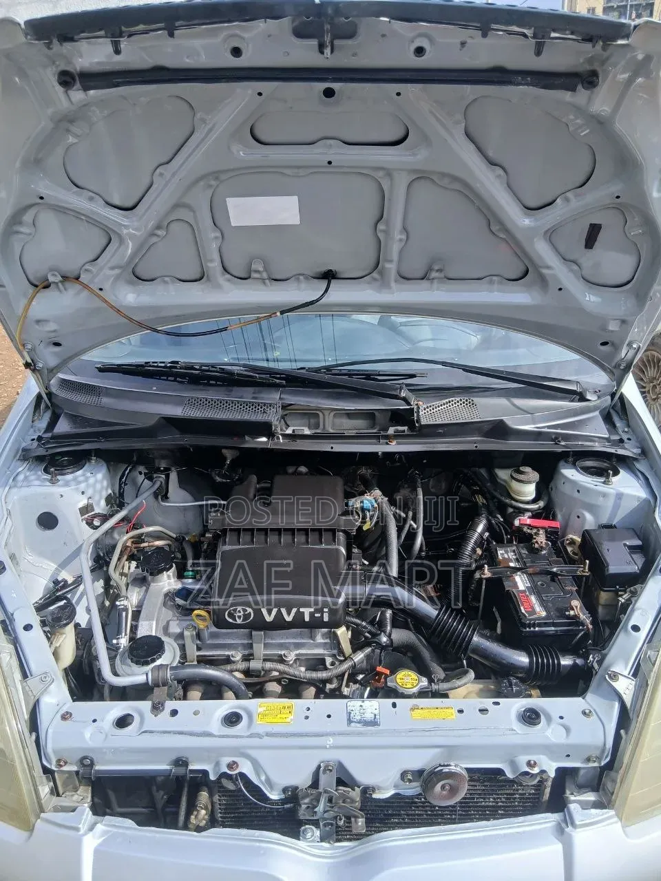 Toyota Vitz 2001 Silver