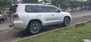Toyota Land Cruiser 2009 Silver