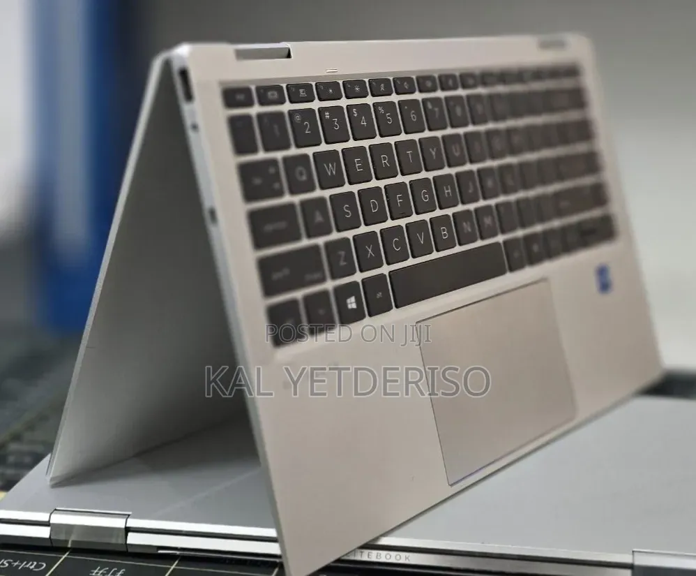 New Laptop HP EliteBook x360 1040 G9 16GB Intel Core i7 SSD 512GB