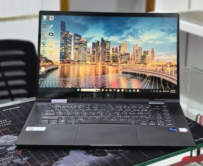 New Laptop HP Envy x360 16GB Intel Core i7 SSD 512GB