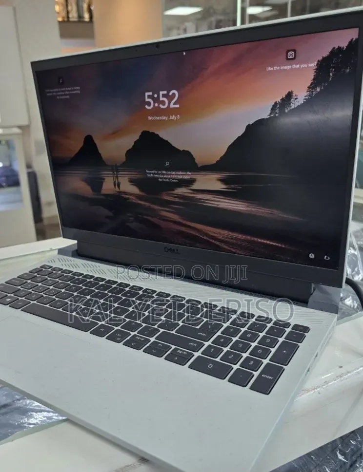 New Laptop Dell G15 5510 16GB Intel Core i7 SSD 512GB