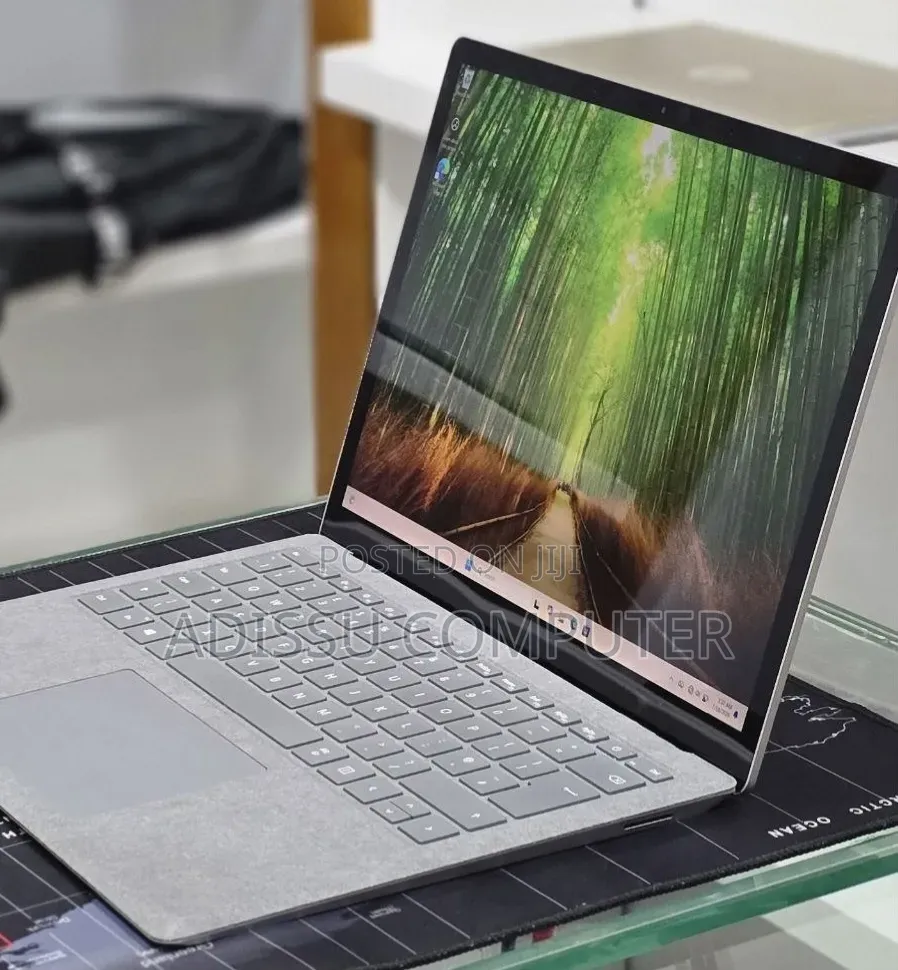 New Laptop Microsoft Surface Laptop 3 16GB Intel Core i7 SSD 512GB