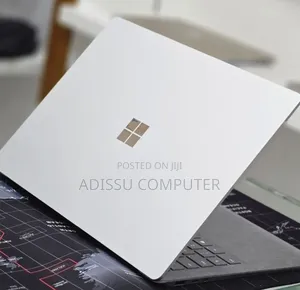 New Laptop Microsoft Surface Laptop 3 16GB Intel Core i7 SSD 512GB