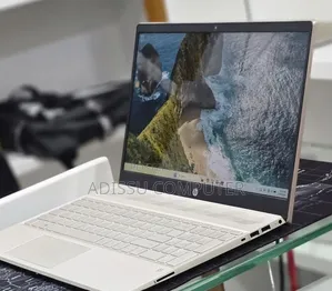 New Laptop HP Pavilion 15 8GB Intel Core i5 SSD 512GB