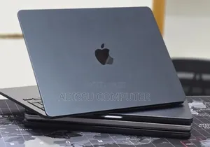 New Laptop Apple MacBook Air 2025 M4 16GB Apple M4 SSD 256GB