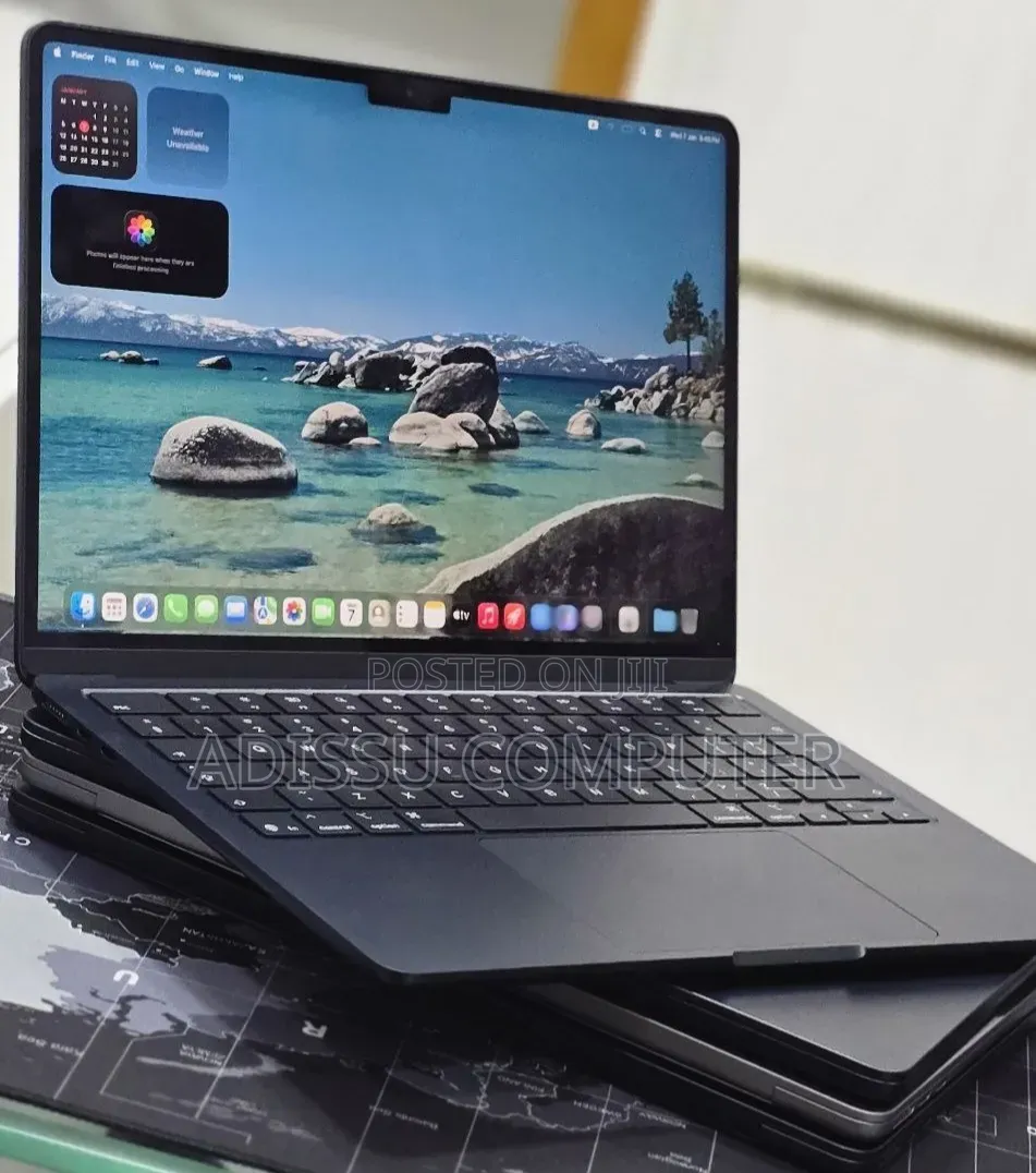 New Laptop Apple MacBook Air 2025 M4 16GB Apple M4 SSD 256GB