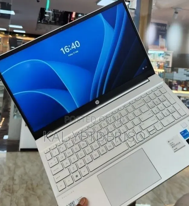 New Laptop HP Pavilion 15 16GB Intel Core i5 SSD 1T