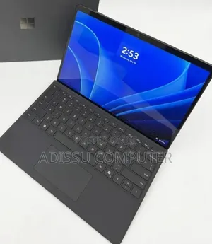 New Laptop Microsoft Surface 16GB Intel Core i7 SSD 512GB