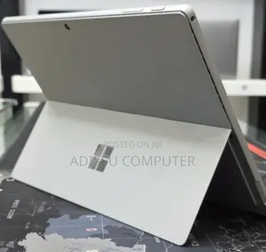 New Laptop Microsoft Surface Pro 7 16GB Intel Core i7 SSD 512GB