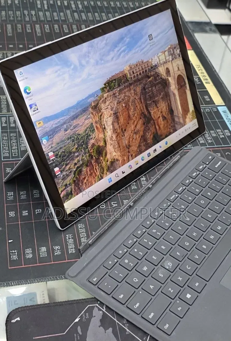 New Laptop Microsoft Surface Pro 7 16GB Intel Core i7 SSD 512GB