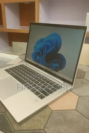 New Laptop HP EliteBook 840 G9 16GB Intel Core i7 SSD 512GB