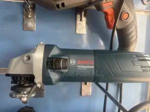 Bosch 6700 Angle Grinder