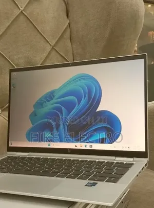 New Laptop HP EliteBook 1040 G8 16GB Intel Core i7 SSD 512GB