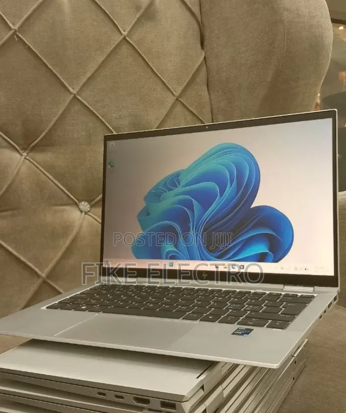 New Laptop HP EliteBook 1040 G8 16GB Intel Core i7 SSD 512GB